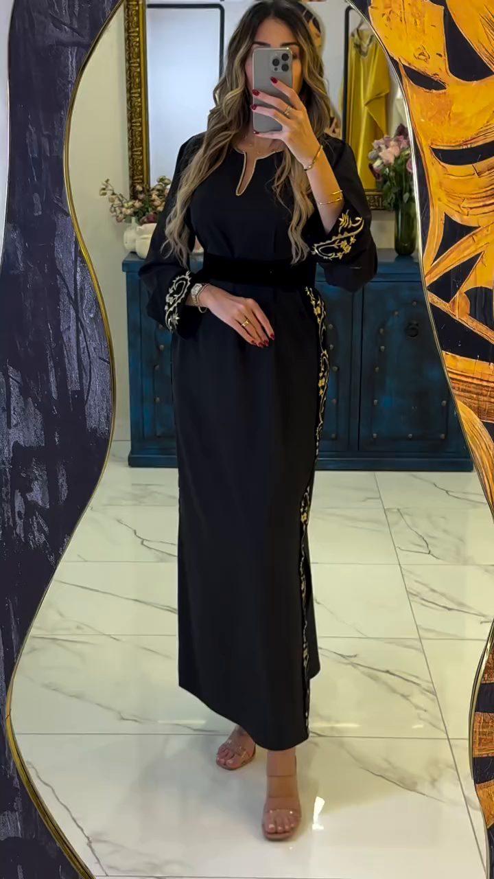 🌹 Black Kaftan Timeless Elegance – Refinement & Modernity 🌹