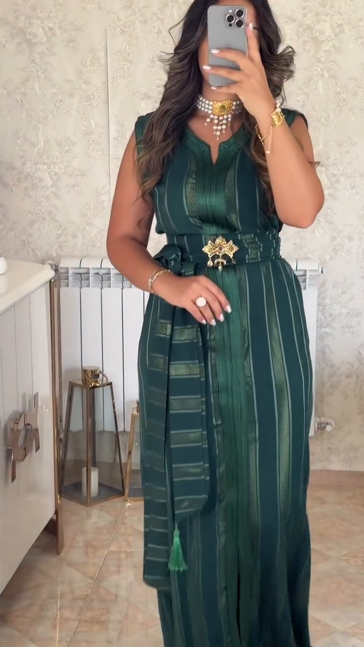 ✨ Emerald Green Nedjma Caftan – Timeless elegance and modernity ✨