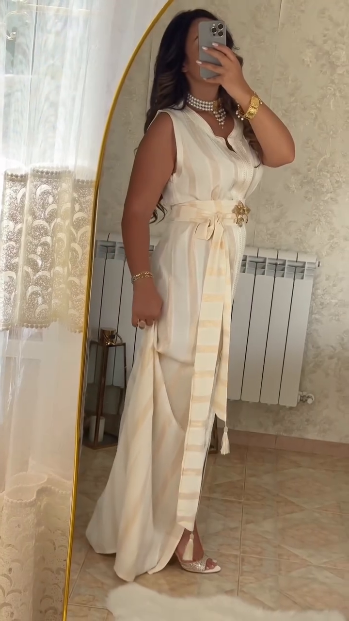 ✨ Golden Sand Kaftan Nedjma – Timeless Harmony and Refinement ✨