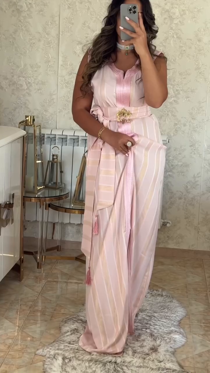 🌸 Caftan Nedjma – Powder pink & golden gleam 🌸